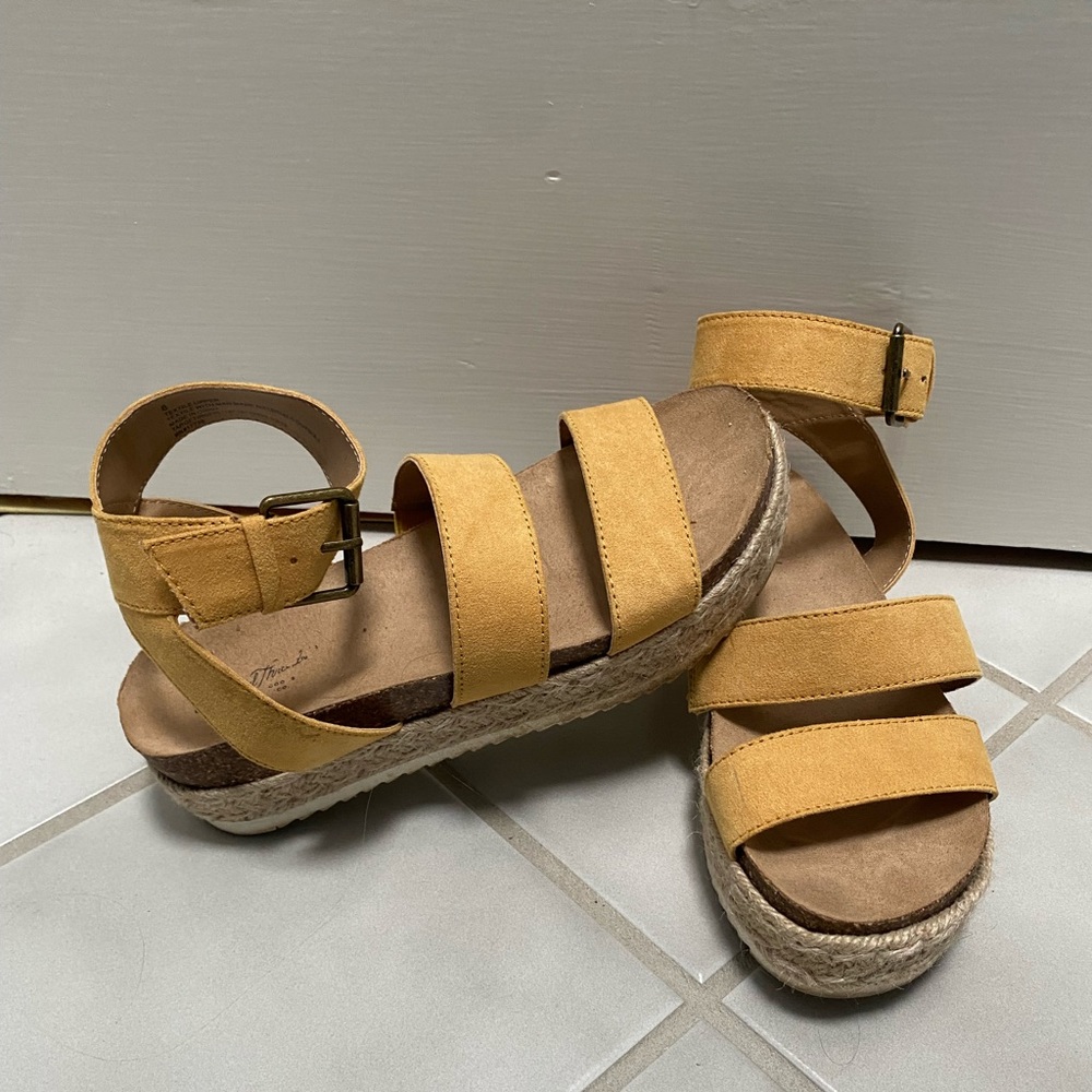 Espadrilles